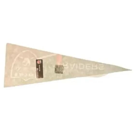 Vintage Oakland Raiders NFL Felt Pennant Retro Football Collectible - Picture 5 of 7